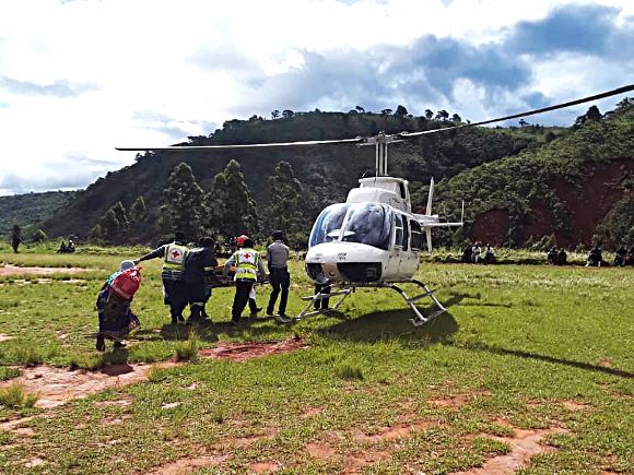 Private Helikopter evakuieren Verletzte